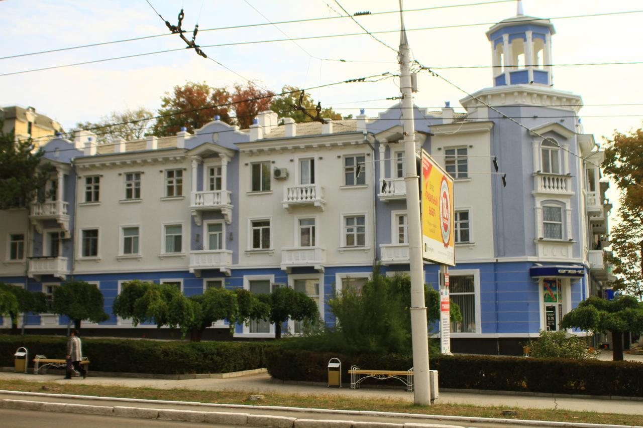 Old Tiraspol Hostel Exteriör bild